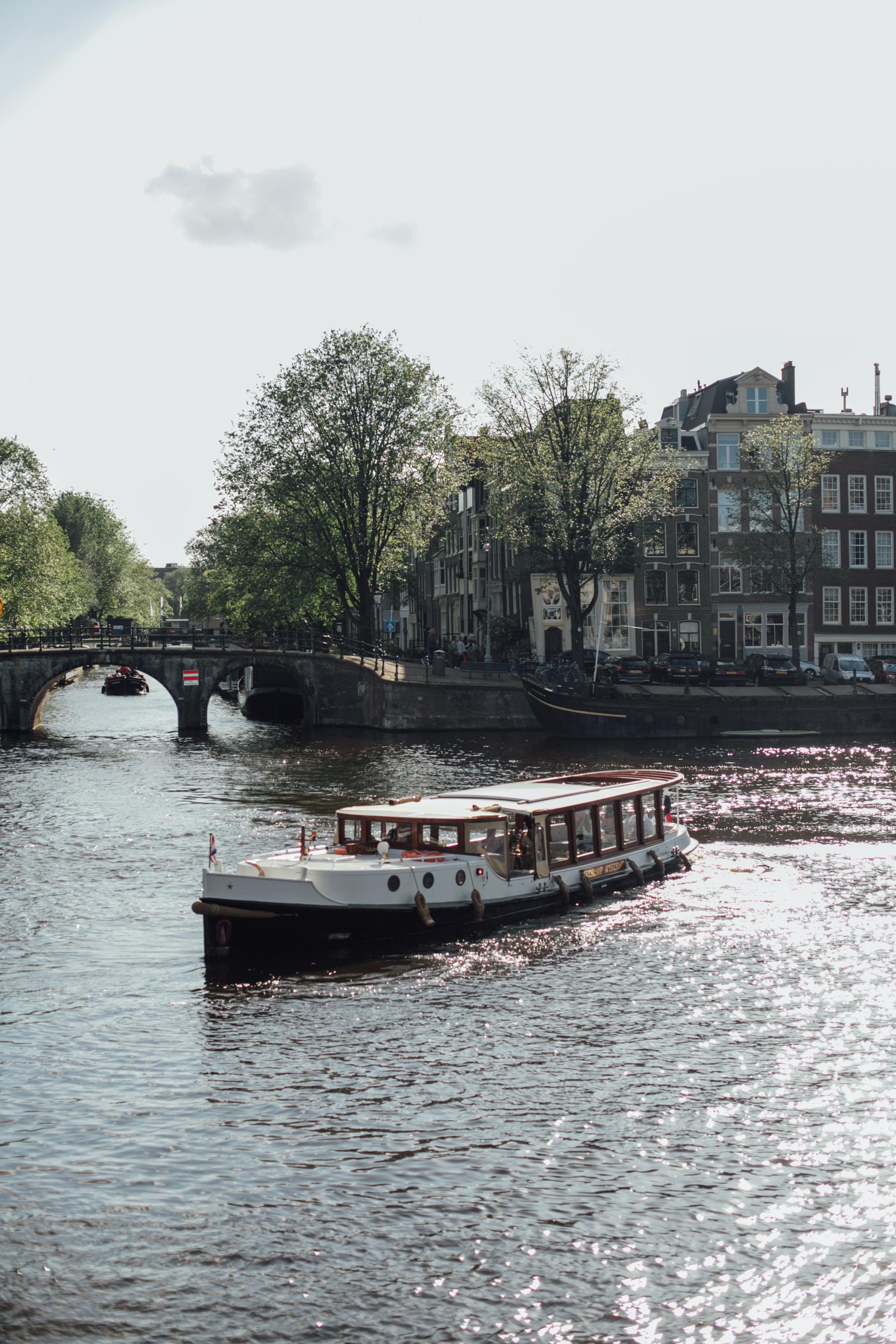 Watertoerist, beeld 5 van het schip